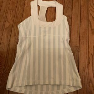 Lululemon scoop neck tank Sz 8
